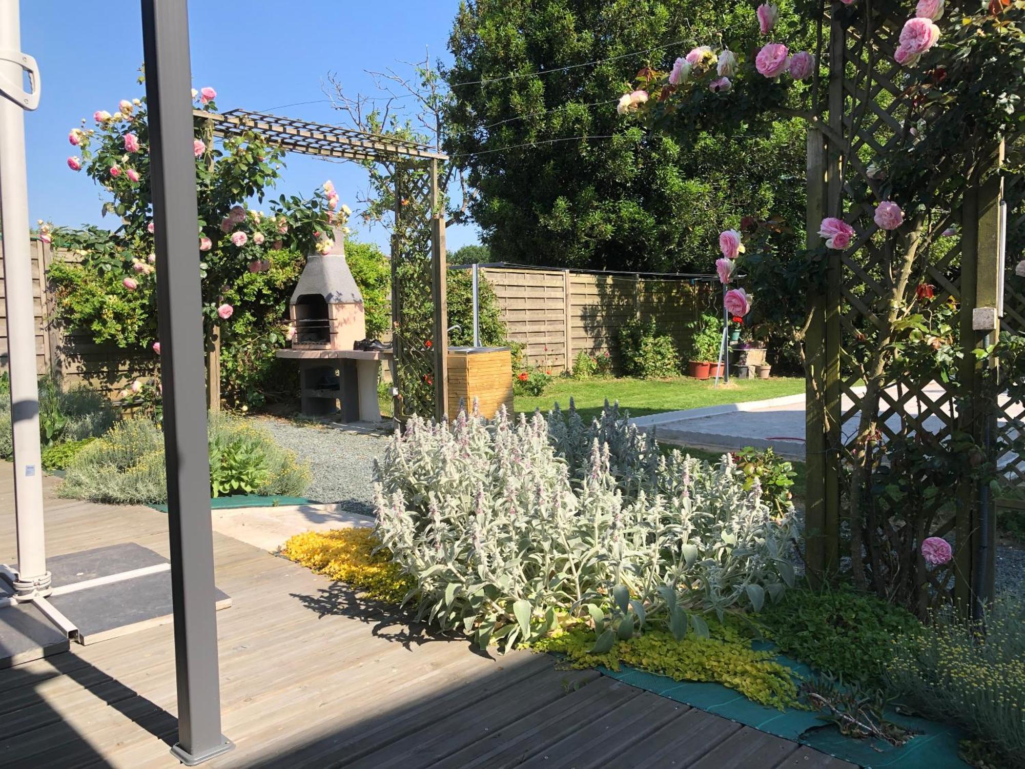 Les Hortensias Grand-Fougeray Buitenkant foto